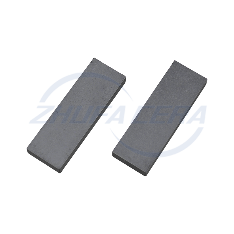 แผ่นเซรามิกซิลิกอนคาร์ไบด์สีดำ